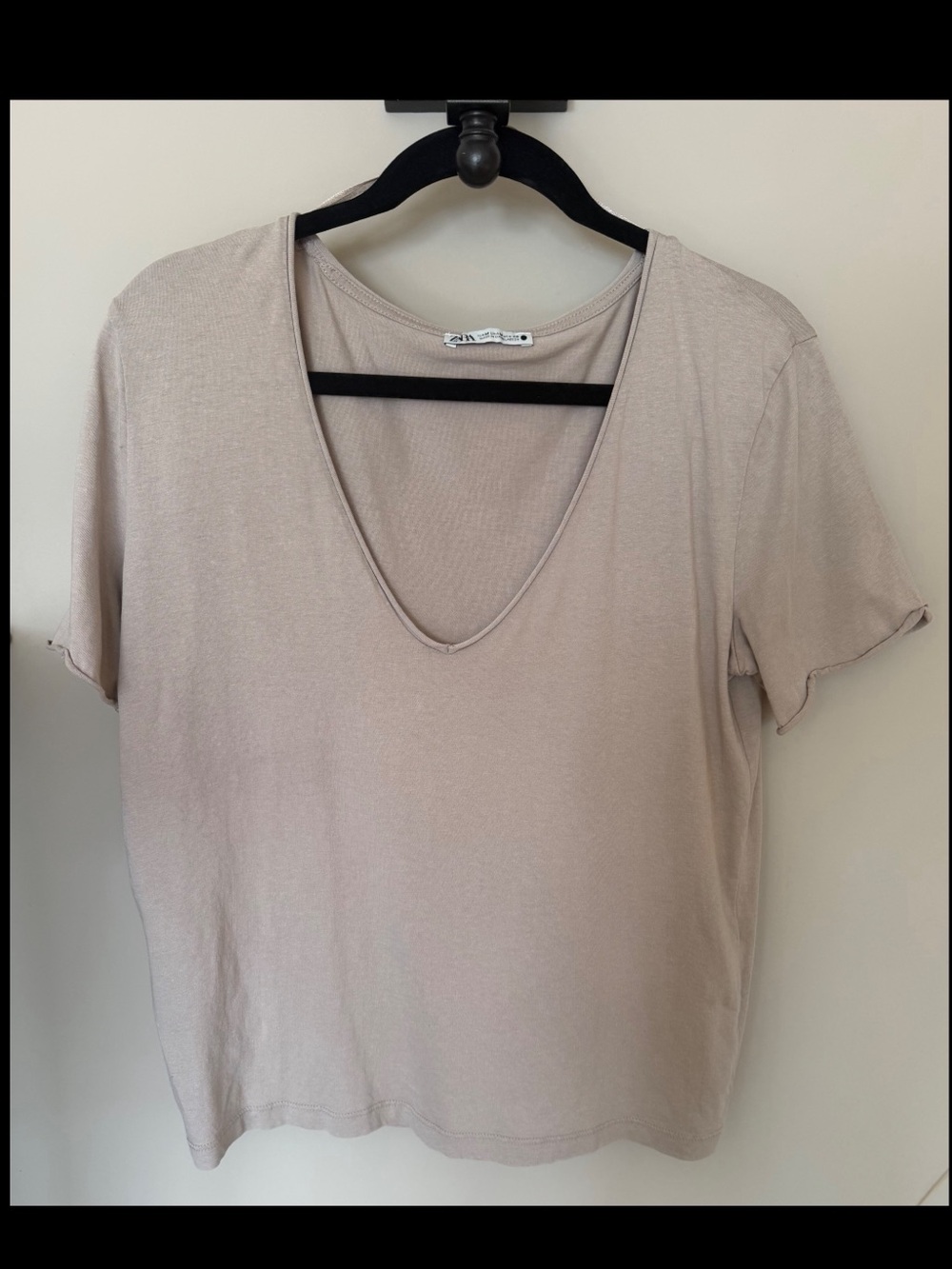 Zara deep V tshirt, excellent condition